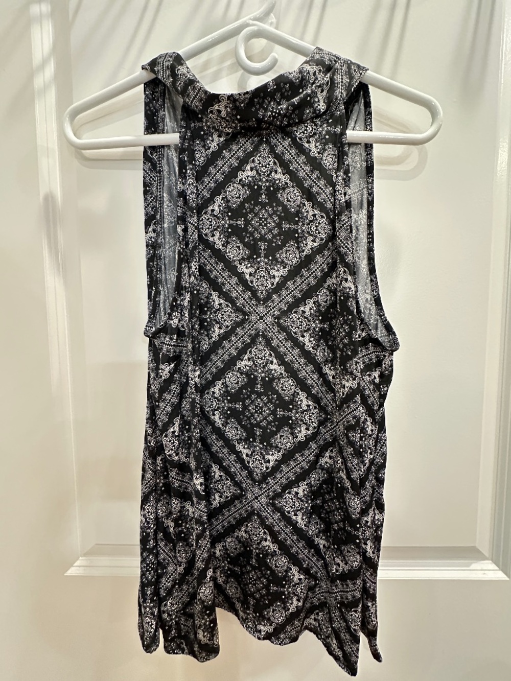 NWT banana, republic, mock neck top